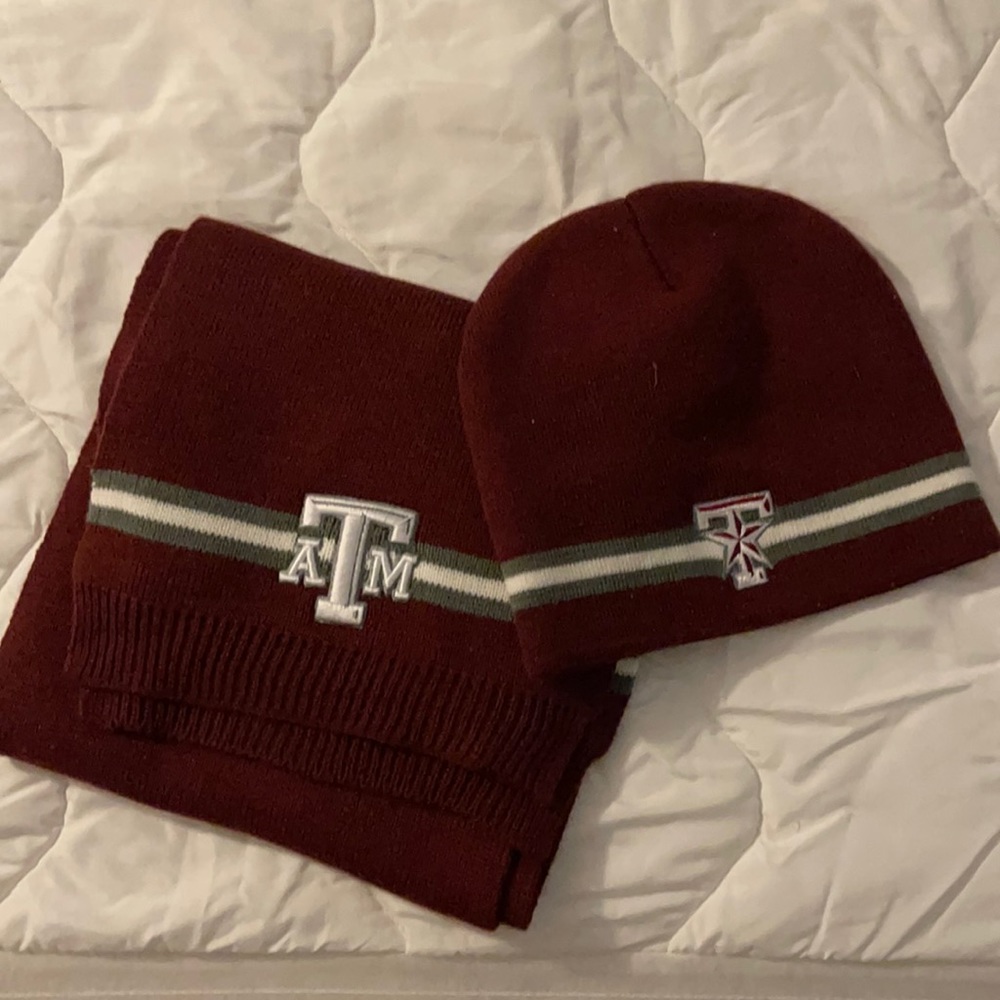 Aggie Scarf & Beanie